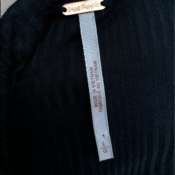 Free People • Just a Fling top - Picture 10 of 13